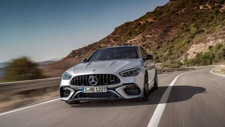 O Mercedes AMG C 63 vai de 0 a 100 km/h em incríveis 3,4 segundos. Imagem: Divulgação Mercedes.