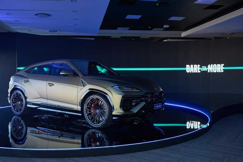 Lamborghini Urus SE, uma fera com motor V8 biturbo e sistema híbrido plug-in revelada em Joanesburgo