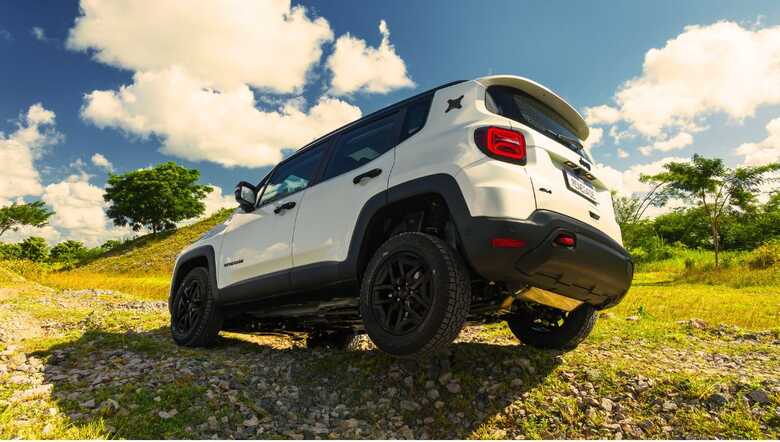 Renegade foi o modelo responsável pelo sucesso da Jeep no Brasil